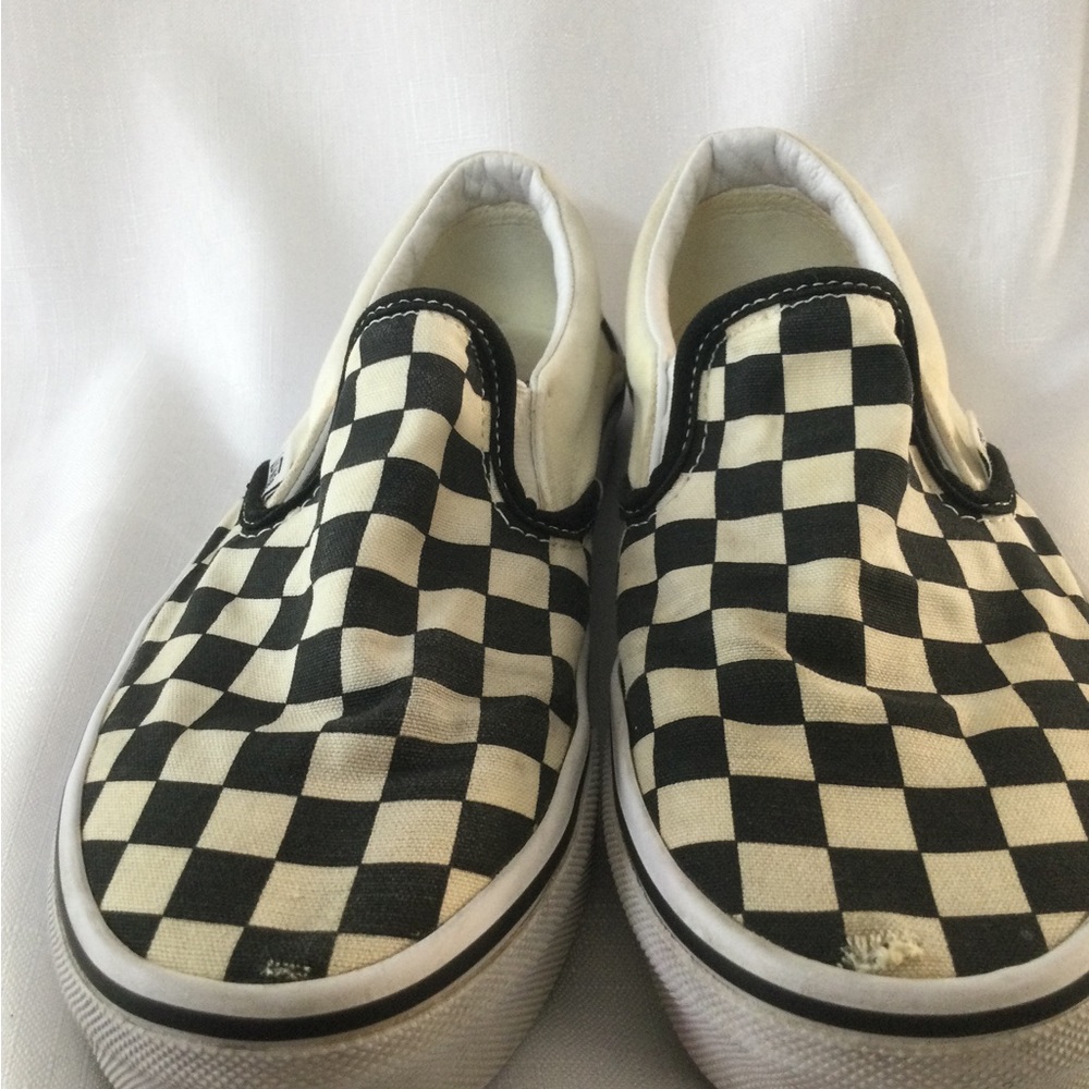 Vans Classic Slip-ons. Size 6 womens. 4.5 mens - Picture 9 of 10